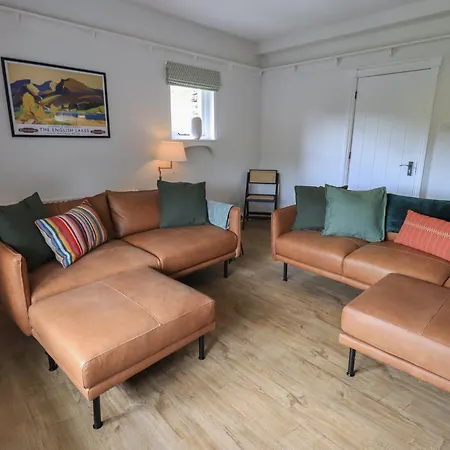 2 Hart Head Barn Holiday home *